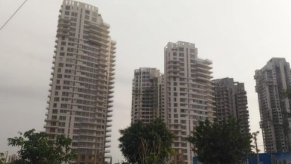 Child dies after falling from 22nd floor in Gurugram