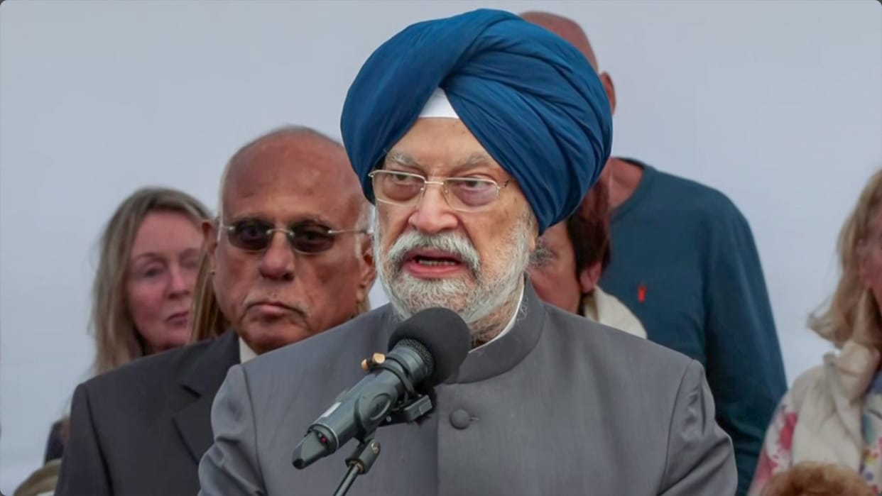 Minister Hardeep Singh Puri Told considering running a light metro for changing city of Dehradun