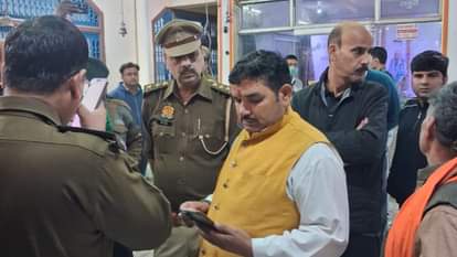 Sai temple priest murdered and criminals looted two silver crowns in budaun