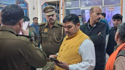 Sai temple priest murdered and criminals looted two silver crowns in budaun