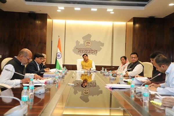 MP News: Meeting of the Board of Directors of Jal Nigam, CM said – complete the ongoing works soon
