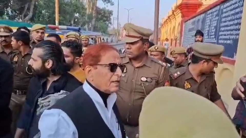 UP: Azam Khan and Abdullah should shifted another jail, Rampur jail administration sent report to court