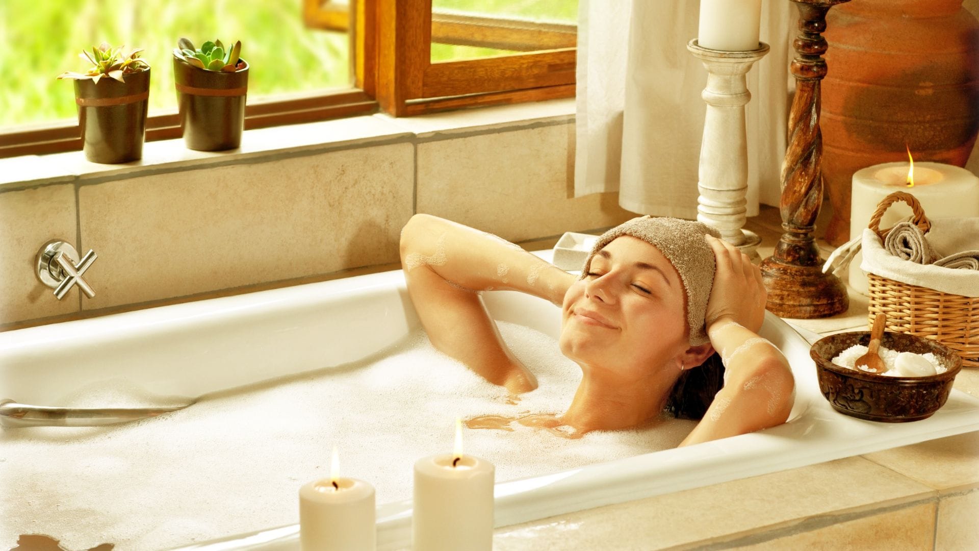 Hot Water Bath in Winter Know Hidden Side Effects Health Risks and how to bathe safely