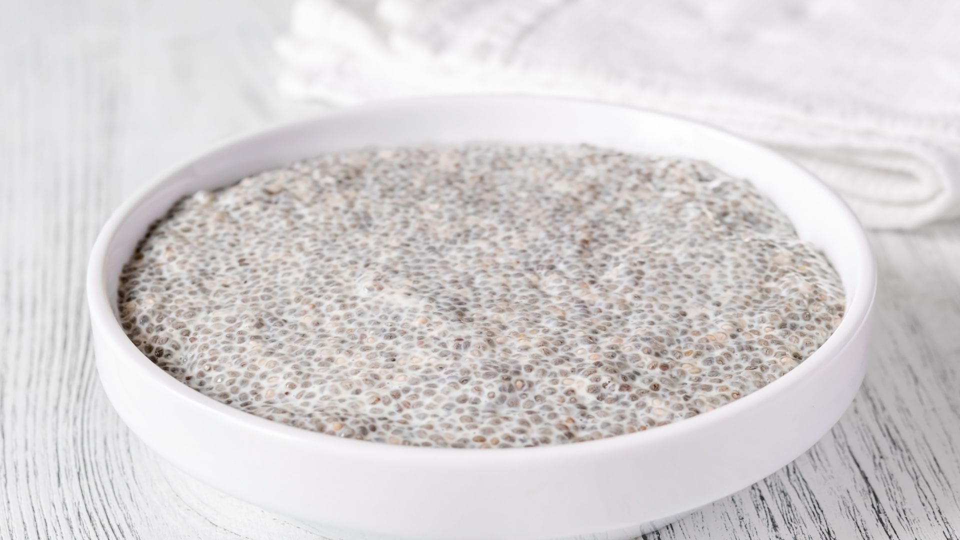Yogurt chia seeds mix recipe that Acts Like a Natural Medicine Know various health benefits