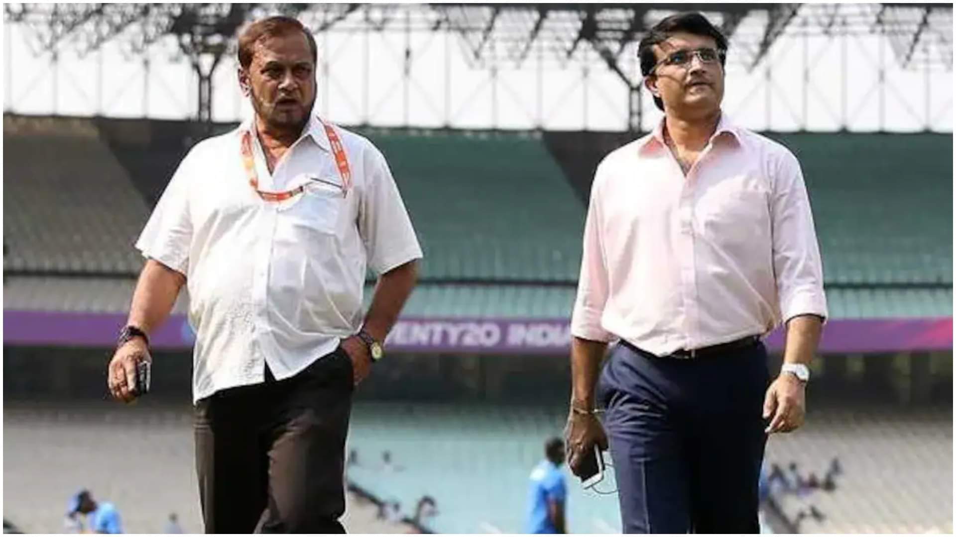 Pitch Row Erupts: Curator’s Claim, Gavaskar’s Rebuke and Kaif’s Allegations Put Gautam Gambhir Under Fire