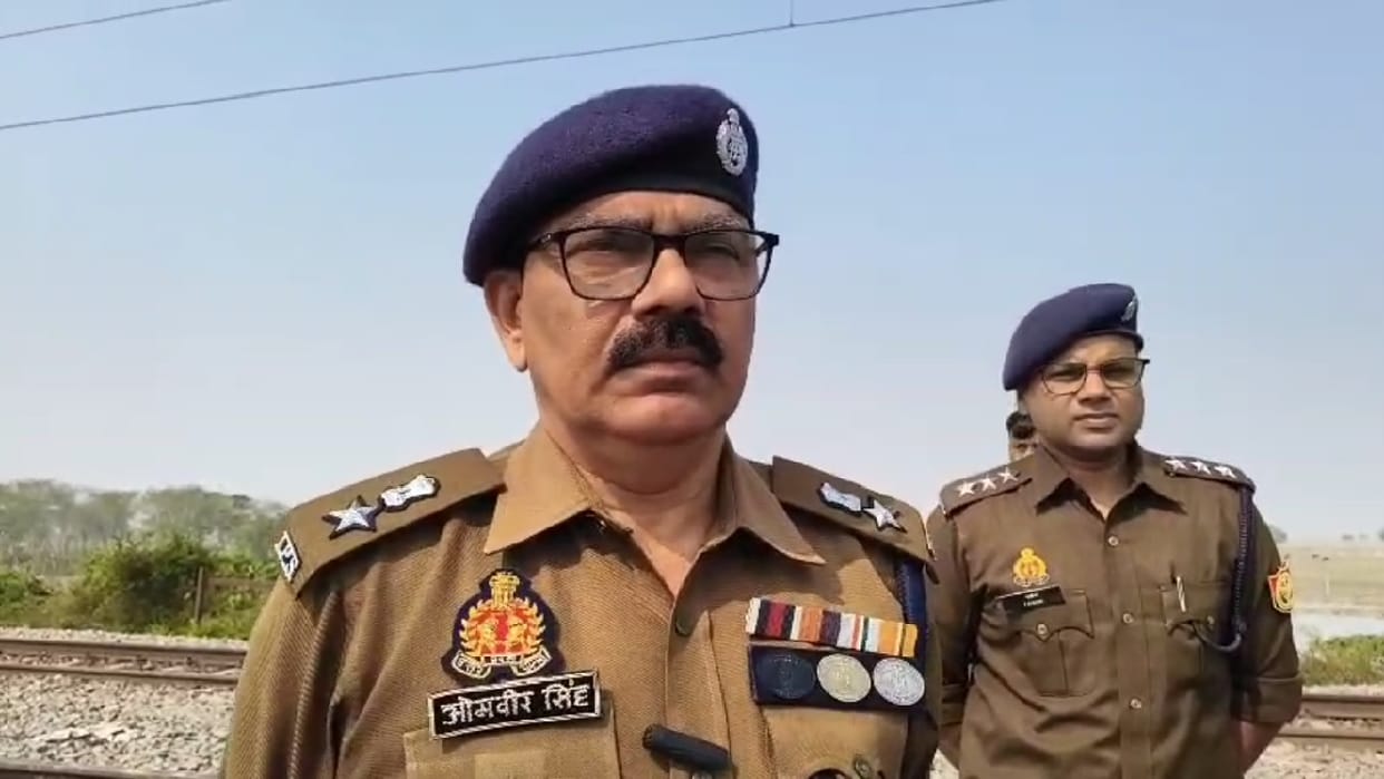 Headless body of a woman found near railway track in Ballia
