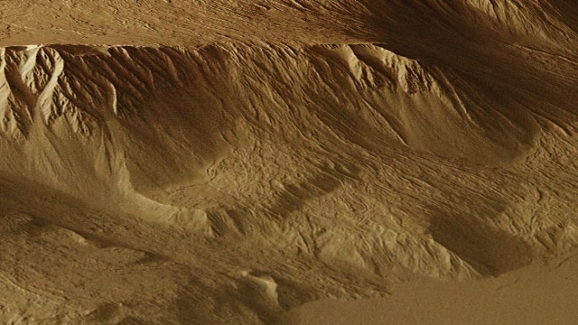 Mars New Photos new discovery on mars human tongue shaped object found esa shows new images