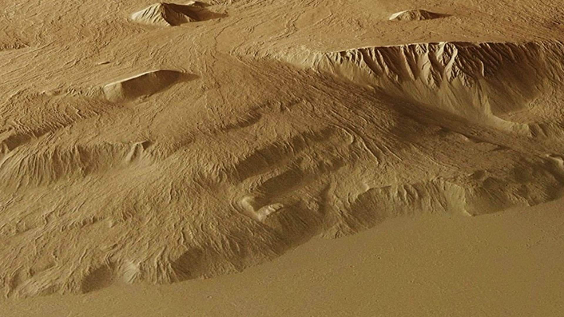 Mars New Photos new discovery on mars human tongue shaped object found esa shows new images