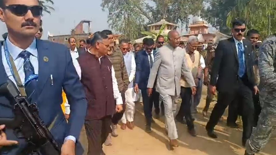 Akshardham temple and Gurukul will be built near Jamda Ashram, former President inspected the possible site