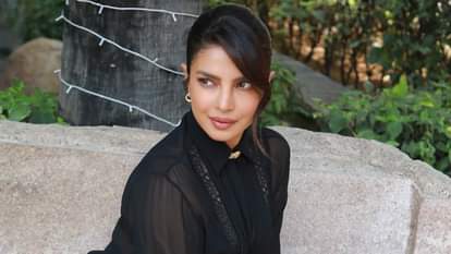 Priyanka Chopra shares photos with Mahesh Babu and Prithviraj Sukumaran Nick Jonas Comment