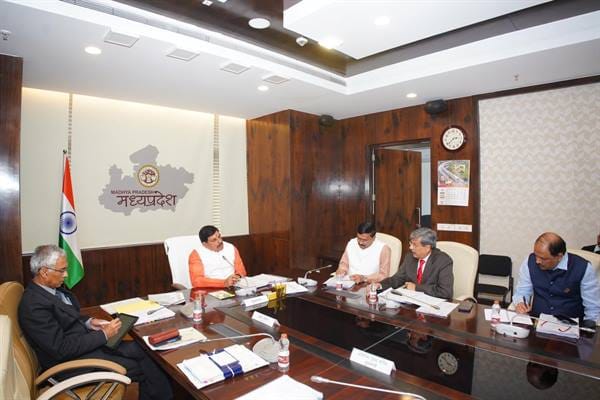 Tourism Board Board meeting: CM Dr. Yadav said – speed up the initiative to give tourism the status of an indu