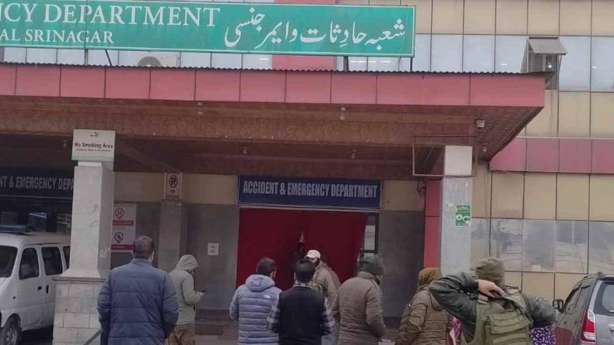CIK conducts major operation raids in Srinagar, Anantnag, and Kulgam