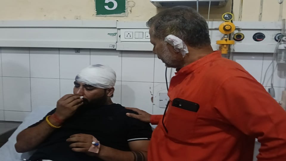 Shiv Sena leader and his son attacked in Punjab