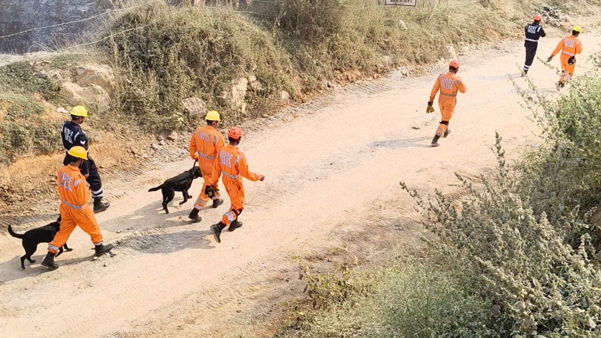 Sonbhadra Mining Accident Rescue operation ends after 70 hours seven dead bodies found