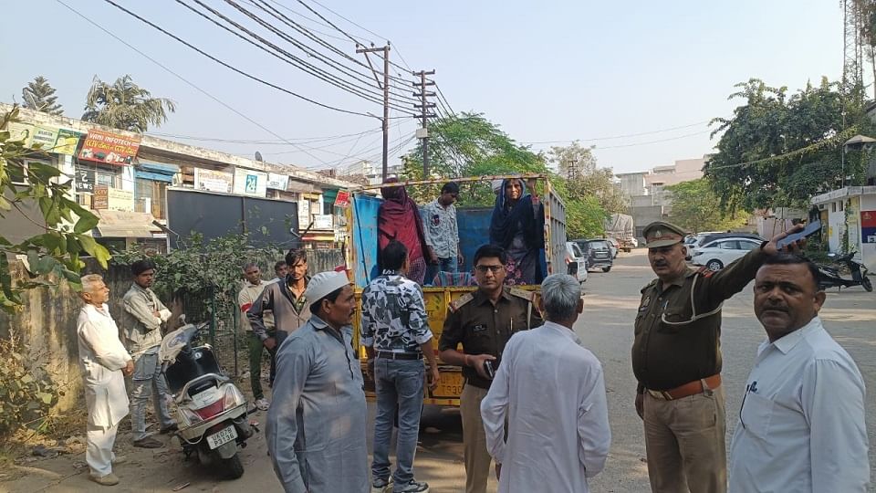 UP: Mother-in-law, who came to seek reconciliation between daughter and son-in-law, was thrown from the roof