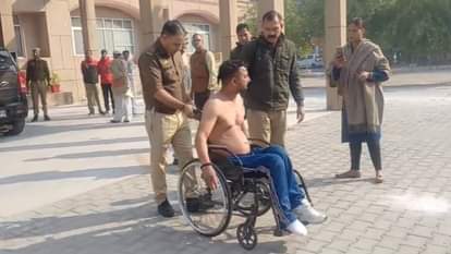 Baghpat: BJP Disability Welfare Committee State President Attempts Self-Immolation Outside DM Office, Detained