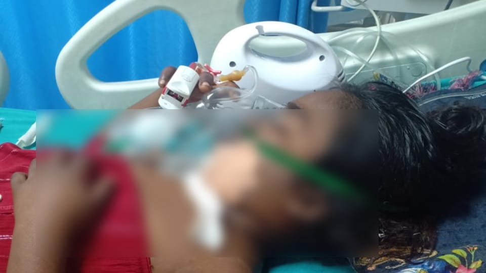 Dehradun girl cleaning on neighbor House second floor fell on sharp grill, fractured her jaw
