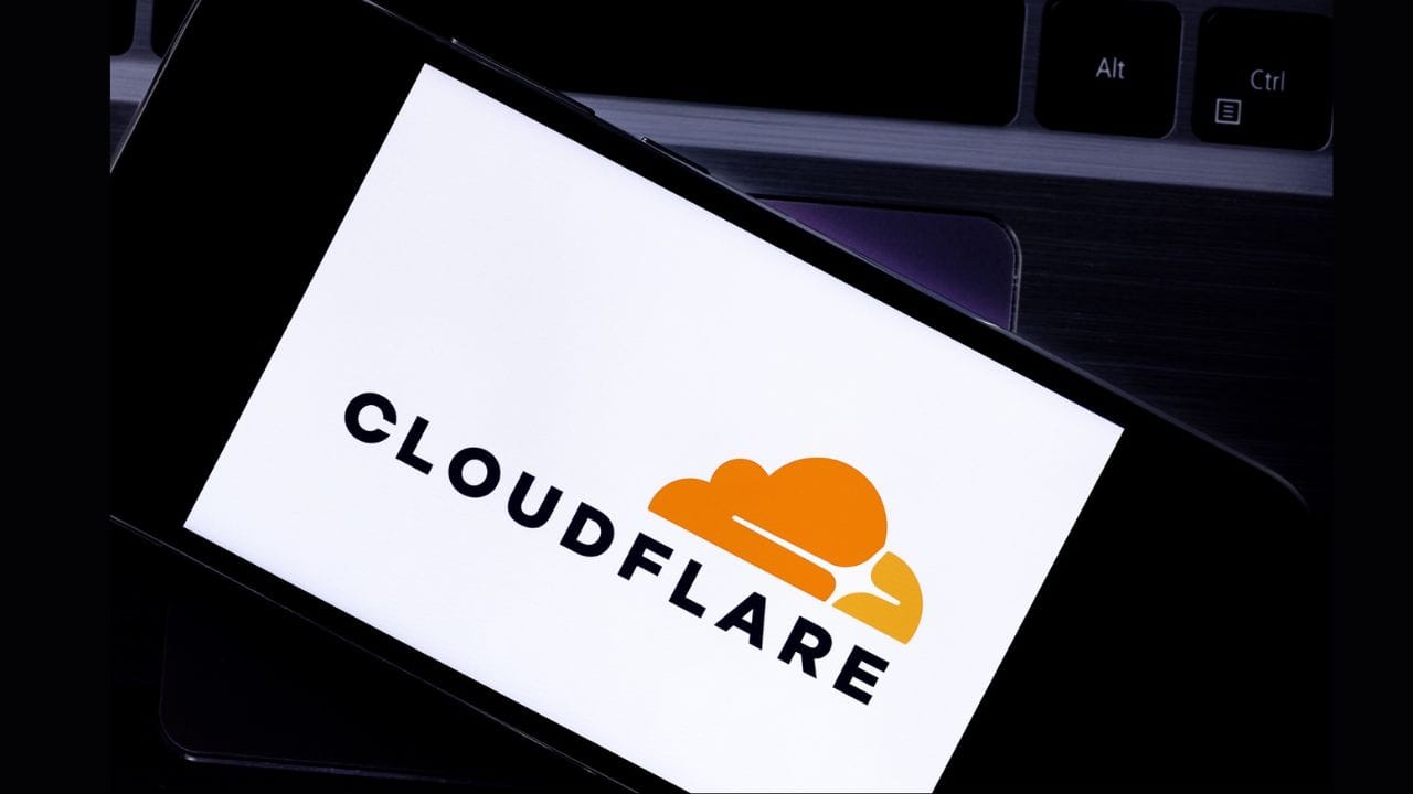 what is cloud service and why websites crash when they go down cloudflare outage