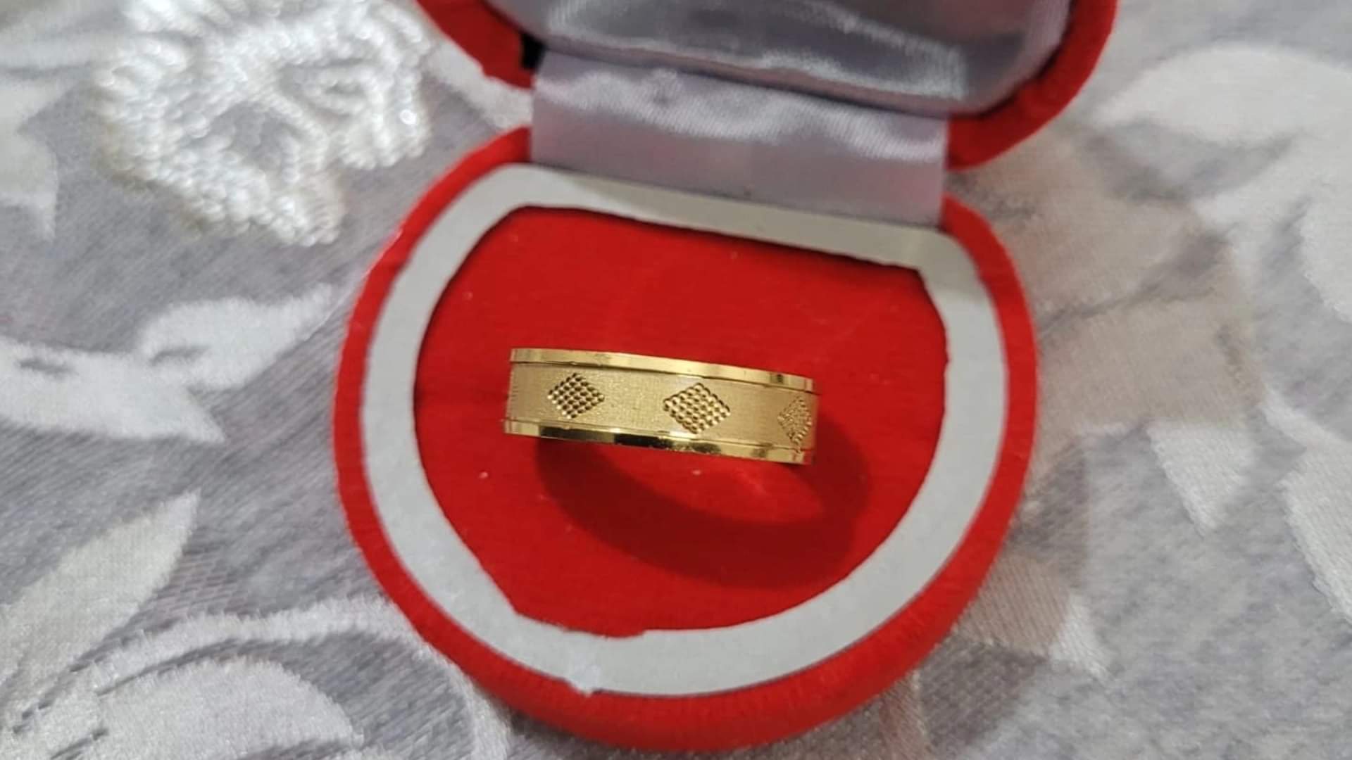 latest gold ring design for men 2025 engagement ring sone ki anguthi ki design gents disprj