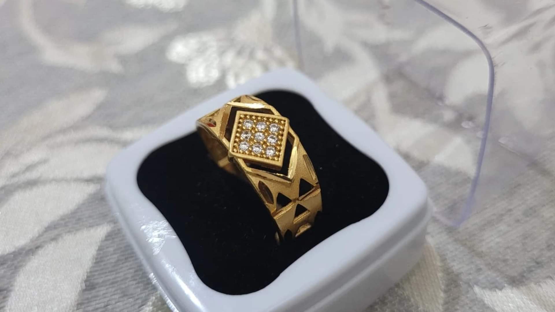 latest gold ring design for men 2025 engagement ring sone ki anguthi ki design gents disprj