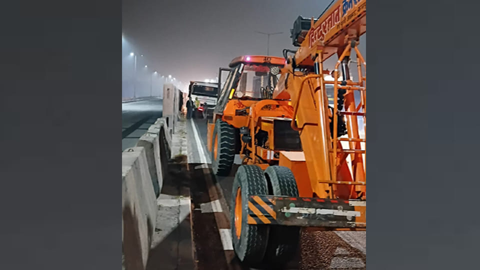 Kanpur Accident: DCM rams into container from behind, driver dies