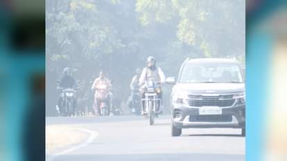 Meerut Air Pollution: City AQI Crosses 400 as Garbage Burning Continues, Toxic Air Spreads