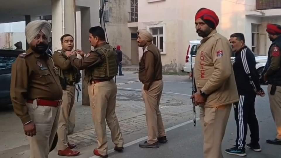 Gurdaspur jail guard kills wife and mother-in-law commits suicide