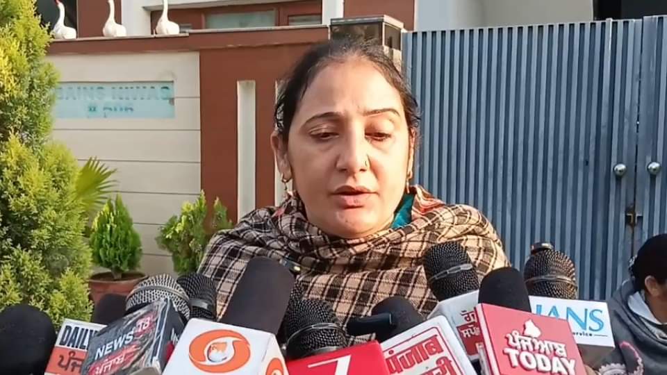 Gurdaspur jail guard kills wife and mother-in-law commits suicide