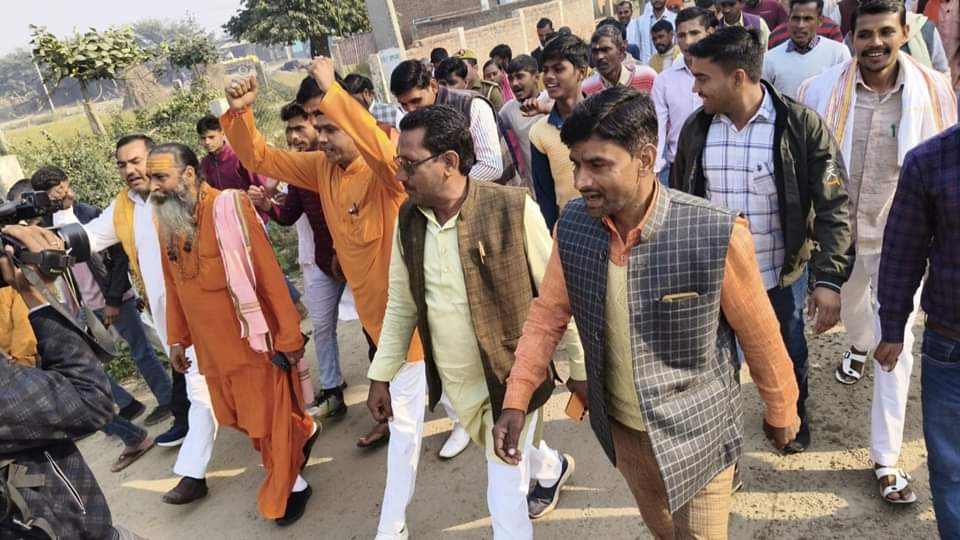 Jama Masjid-Harihar Temple dispute Sambhal: Padyatra announced, Barricades removed, people started gathering