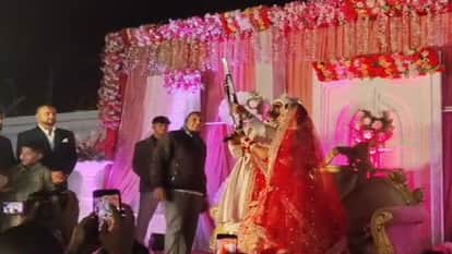 Meerut: Musket guns of javelin thrower Annu Rani and Sahil seized, both had fired at the wedding.
