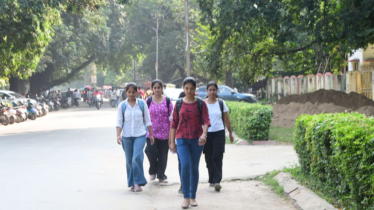 BHU Professors will check exam copies in one room at time in varanasi