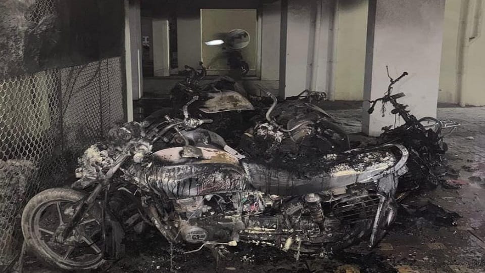 Seven bikes burnt to ashes in a fire in the parking lot
