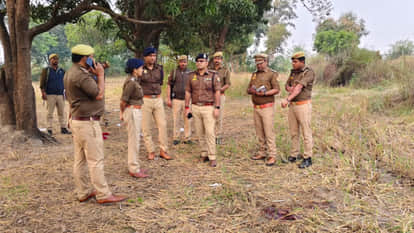 The body of a woman from Siddharthnagar was found in Basti, her body was mutilated.