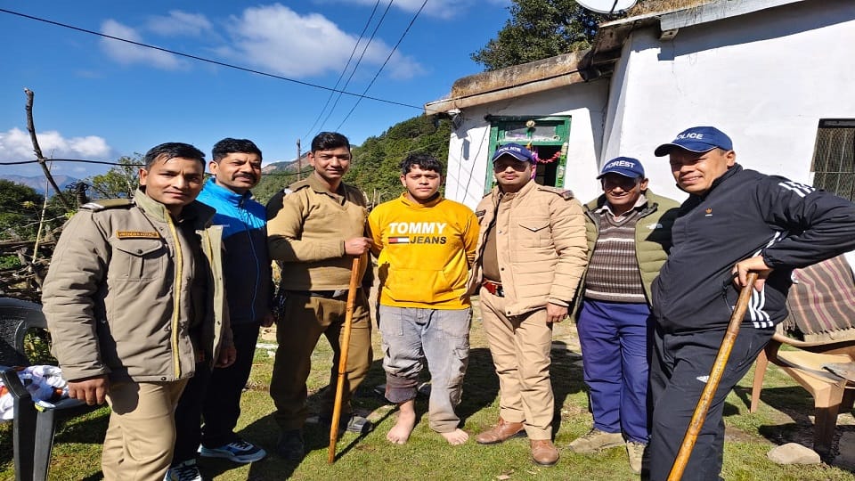 the rescue team found the Jayash in the forest After 17 hours in nainital