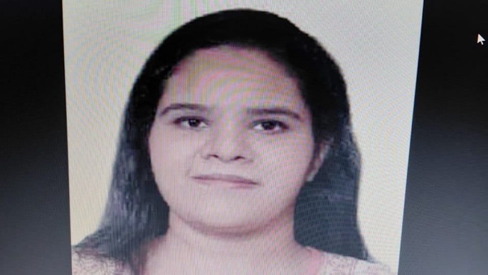 Meerut: Tires of car and truck explode after collision, MDS student dies after falling on highway