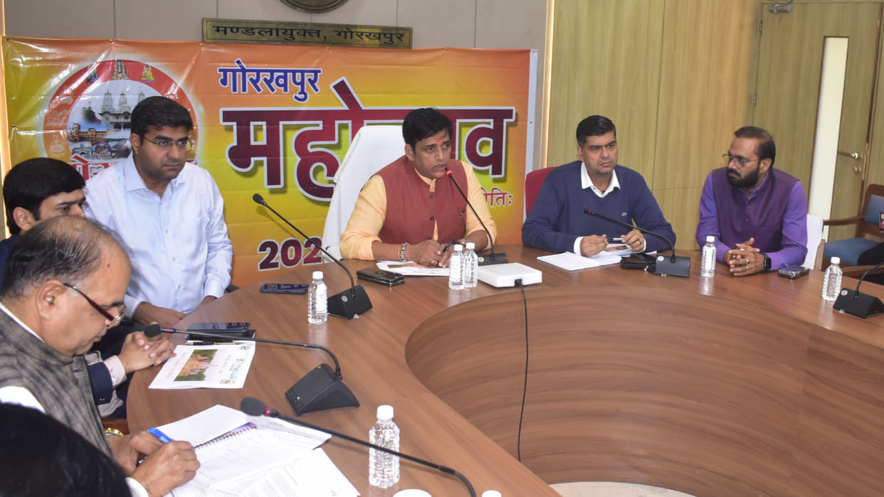 In Gorakhpur Festival, Punjabi singers will host a Bollywood night... Bhojpuri tadka will also be added.