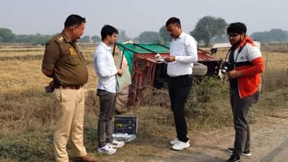 Jhansi: Tractor-trolley carrying paddy overturned, farmer hit and died