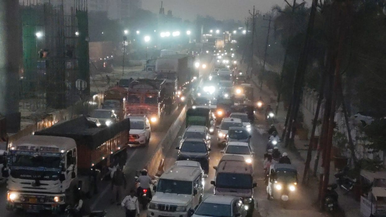 Deputy CM’s Visit Throws Agra Into Gridlock City Suffers Hours-Long Traffic Jam