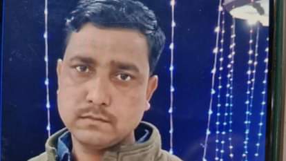 Jhansi: Tractor-trolley carrying paddy overturned, farmer hit and died