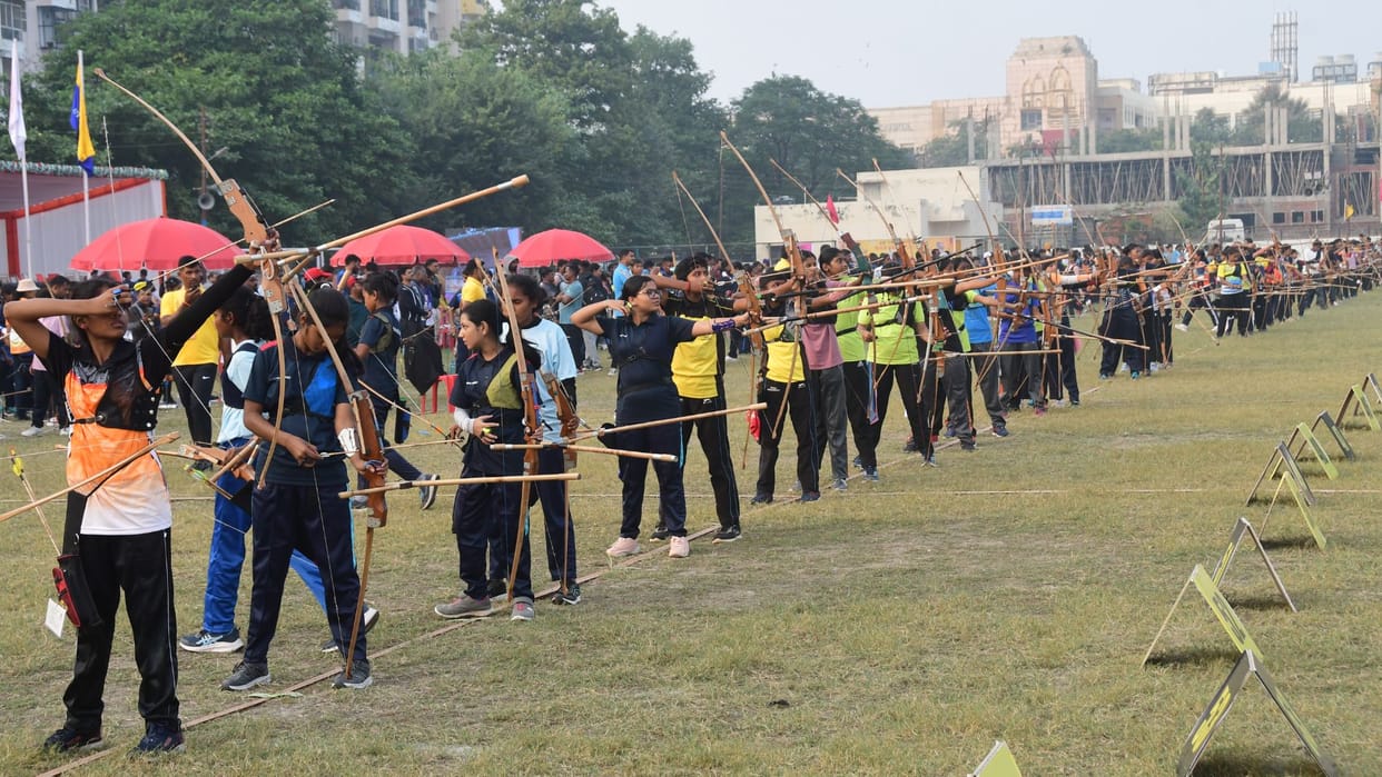 sports news in Varanasi Players involved in National School Archery Competition