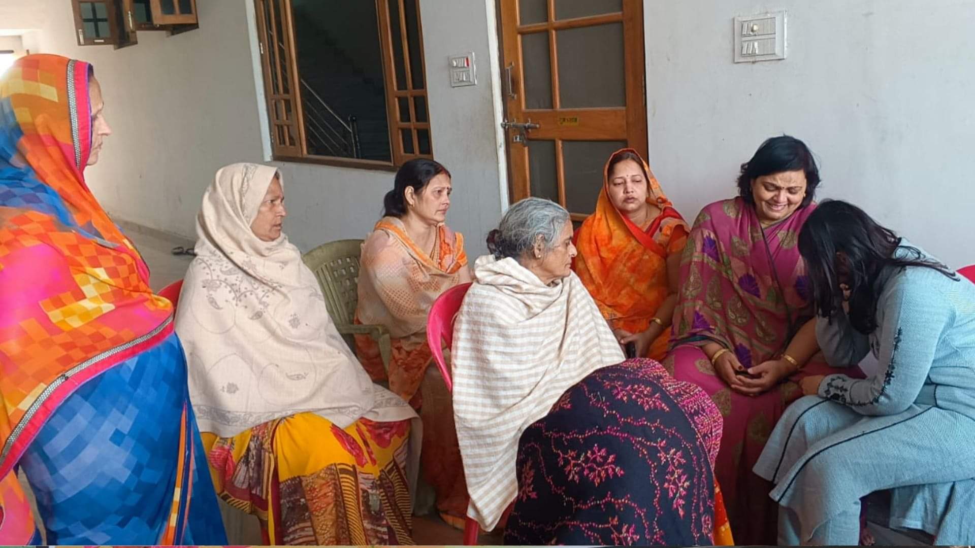 Sudhakar Singh News: Crowds gathered to pay their last respects to Ghosi SP MLA Sudhakar Singh of Mau