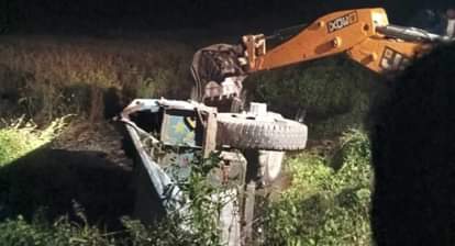 kishanganj tractor overturn accident two youths dead bholabhitta thakurganj