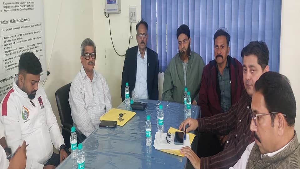 एएमयू गेम्स कमेटी में टीम मैनेजरों और प्रशिक्षकों की बैठक