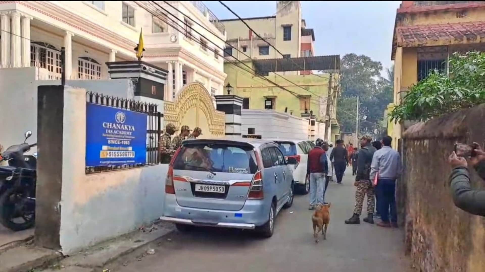 धनबाद के कोयला कारोबारी सहित 18 ठिकानों पर ED का छापा