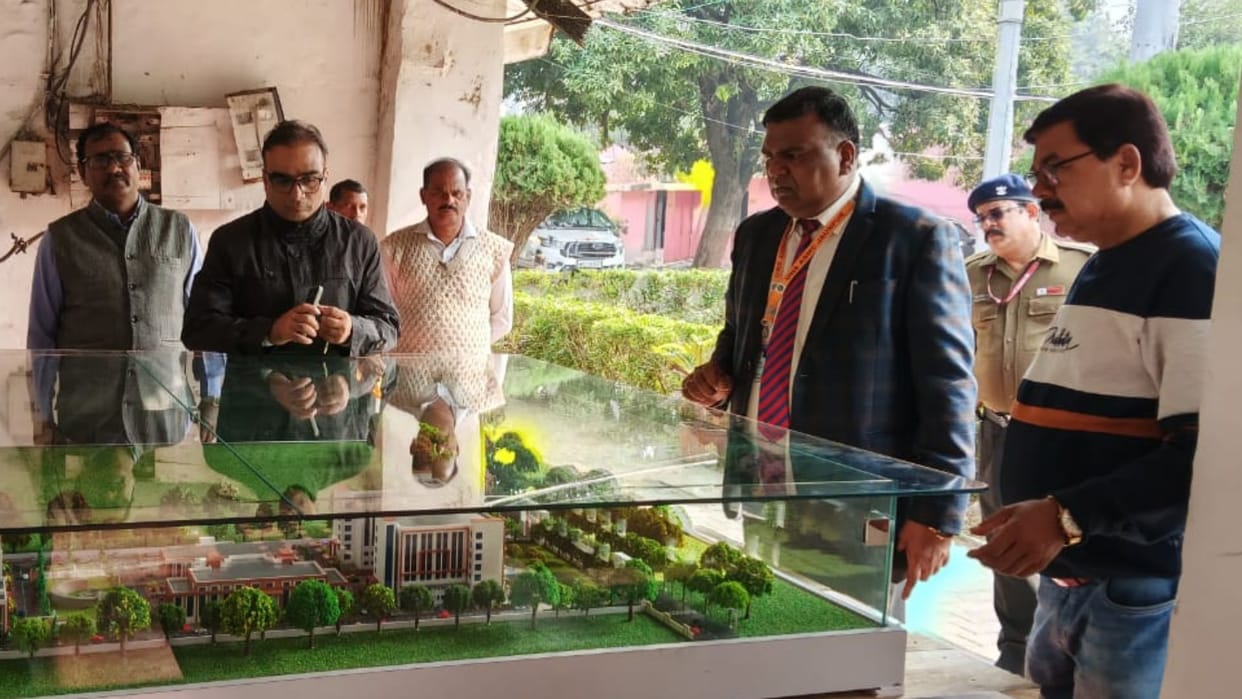 Varanasi News Medical college adds 50 seats beds to 650 Principal provides details