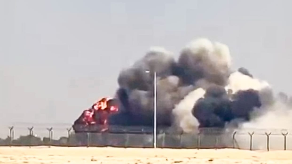 Tejas Crash Dubai Air Show Eyewitness says Fighter Jet went straight into ground become huge fireball
