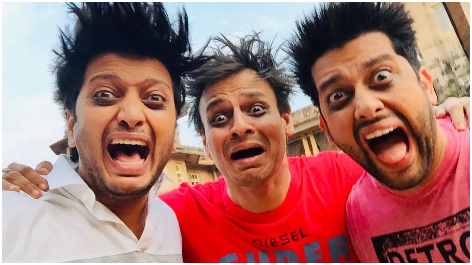 Know Masti 4 day 5 box office collection Ritesh deshmukh aaftab vivek oberoi movie