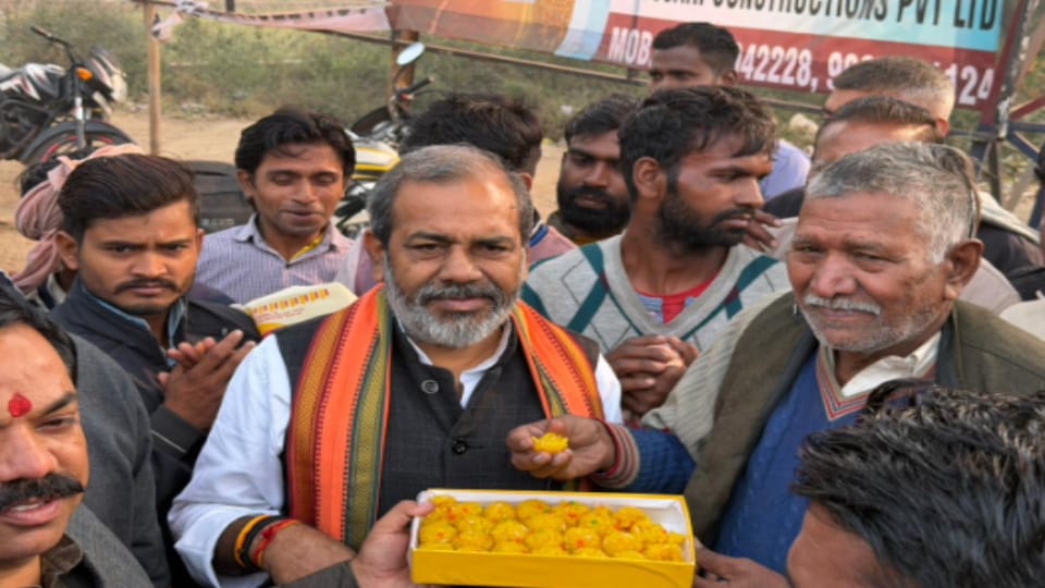 New Labour Codes Implemented: Sunil Bharala Celebrates with Workers in Meerut