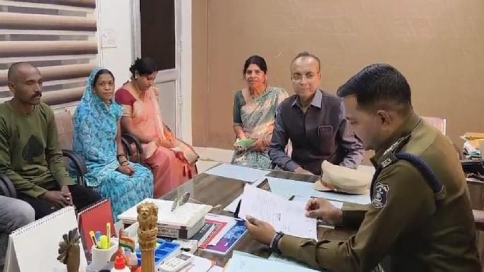 पुलिस ने की कार्रवाई