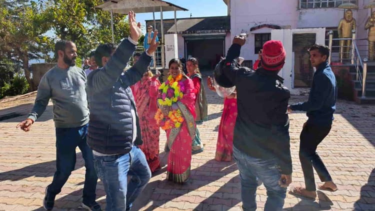 Rudraprayag News: उपचुनाव...बजीरा जिला पंचायत सीट पर भाजपा समर्थित नीता बुटोला को मिली बड़ी जीत